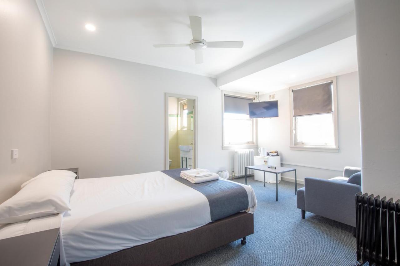 The George Hotel Bathurst Chambre photo